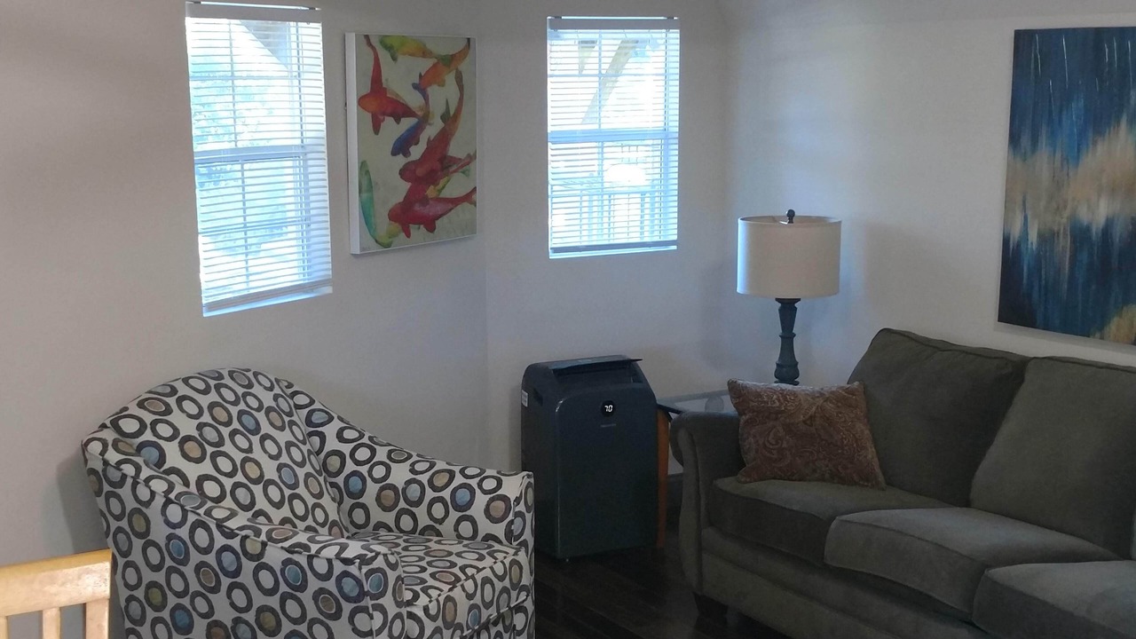 Photo of Livingroom in Jacksboro