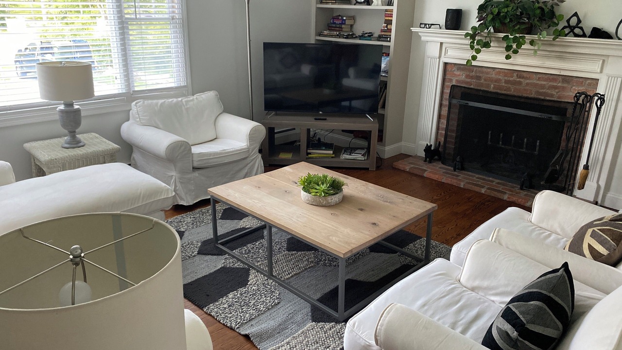 Photo of Livingroom in Warren
