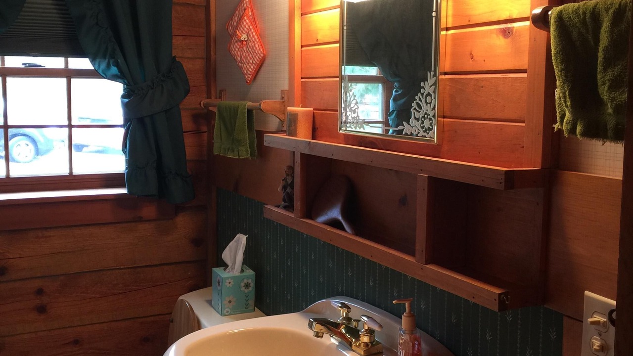 Photo of Bathroom in Butler