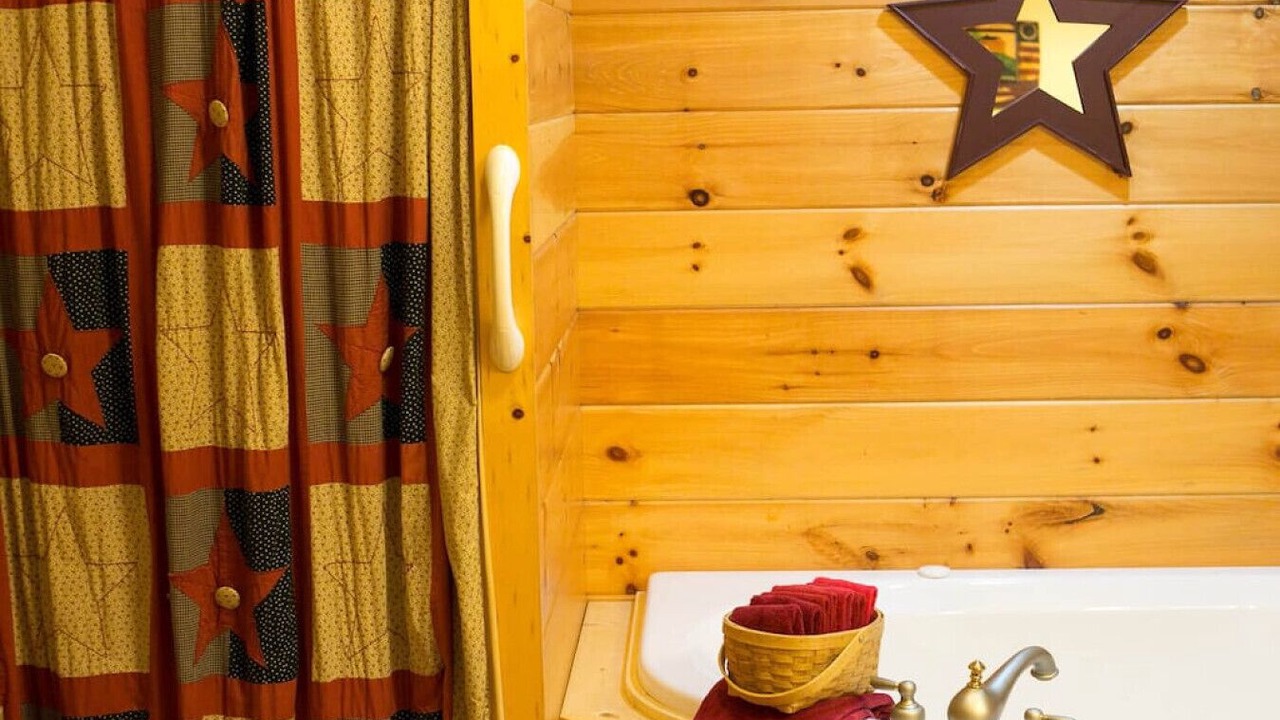 Photo of Bathroom in Millersburg