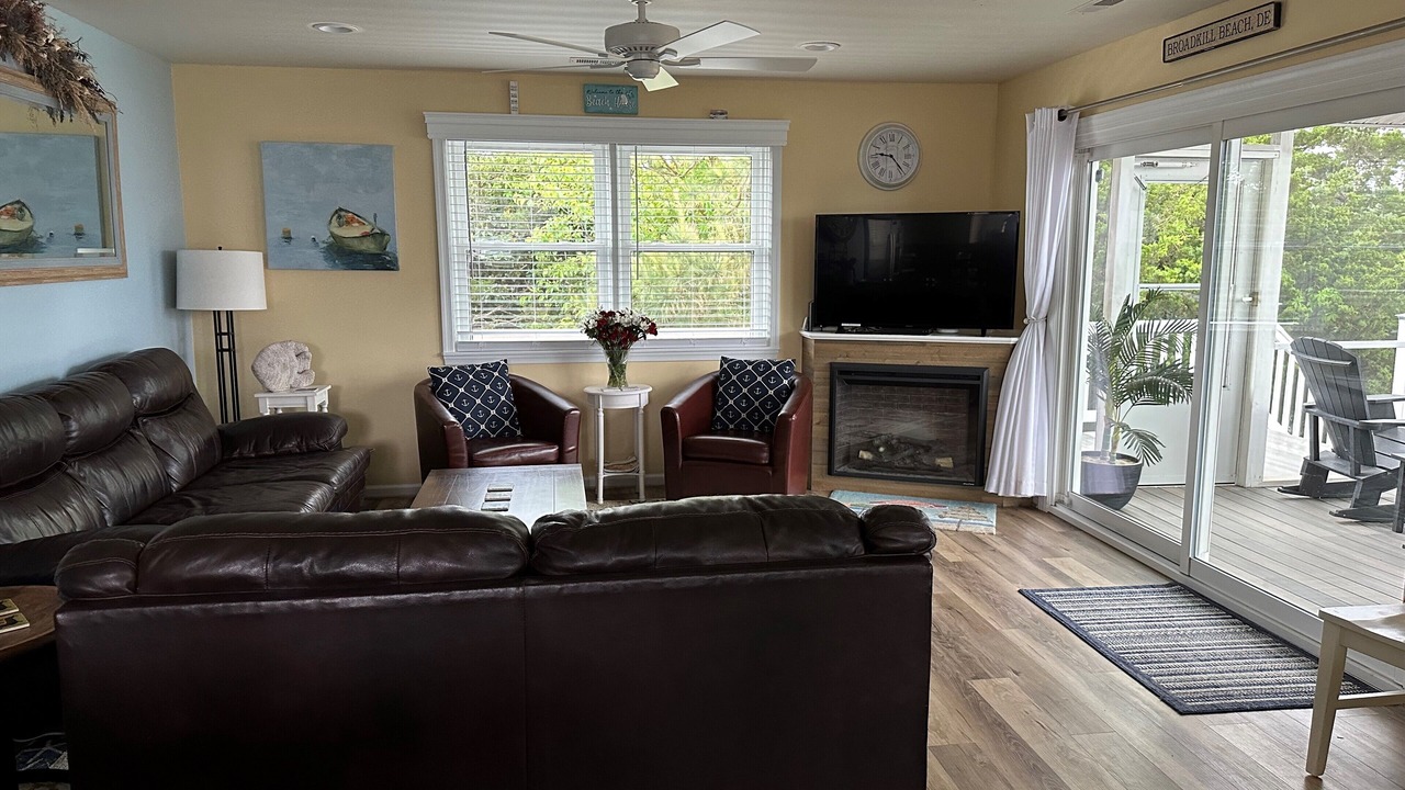Photo of Livingroom in Broadkill Beach