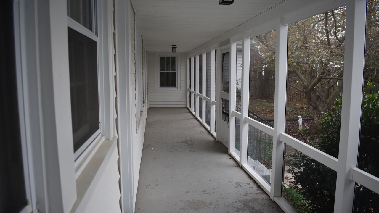 Photo of Outdoor in Issue
