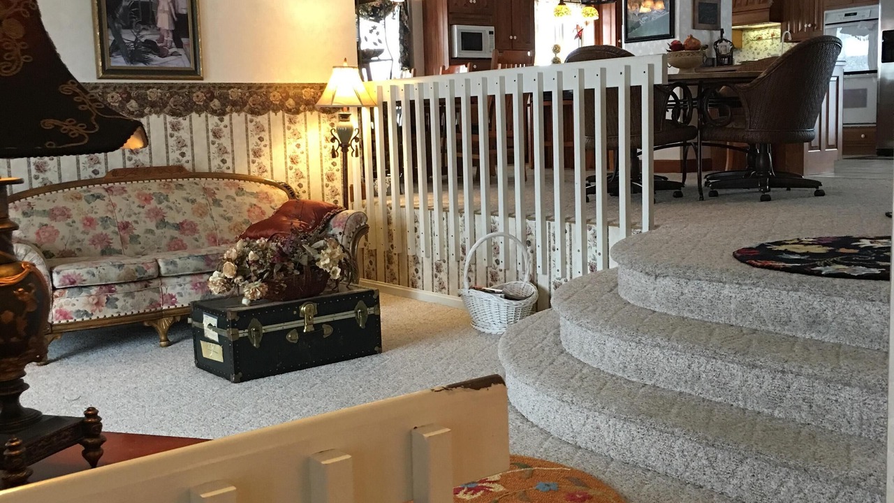 Photo of Livingroom in Millersburg