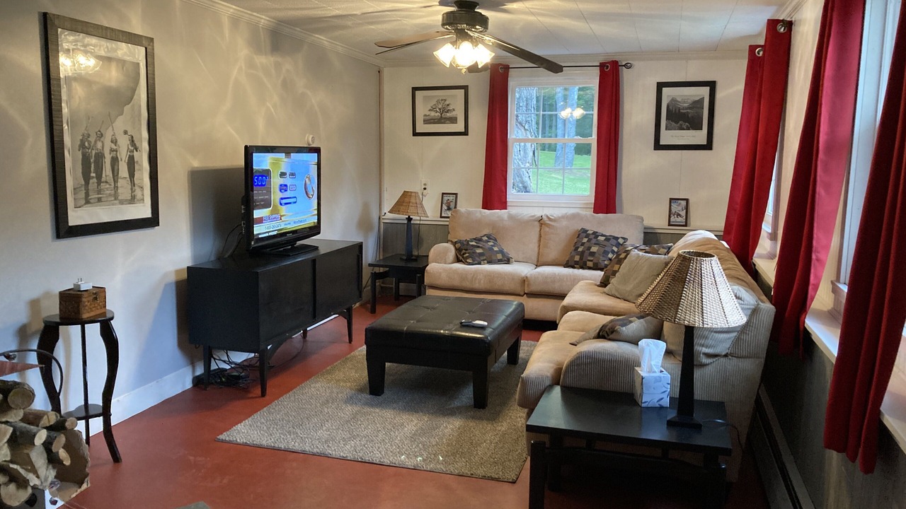 Photo of Livingroom in West Valley