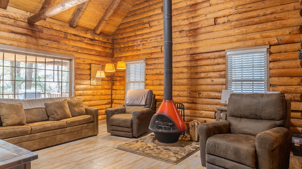 Photo of Livingroom in Ellijay