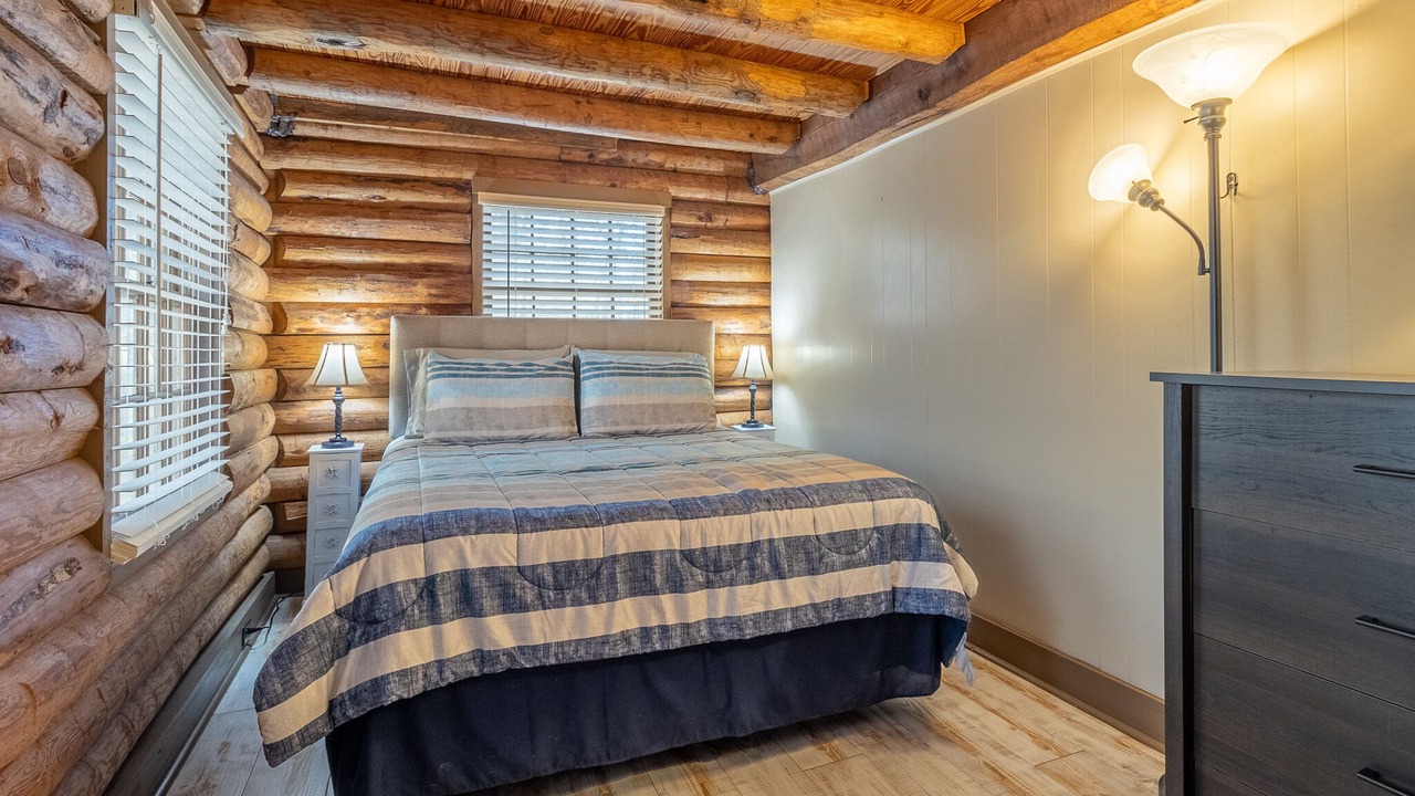 Photo of Bedroom in Ellijay