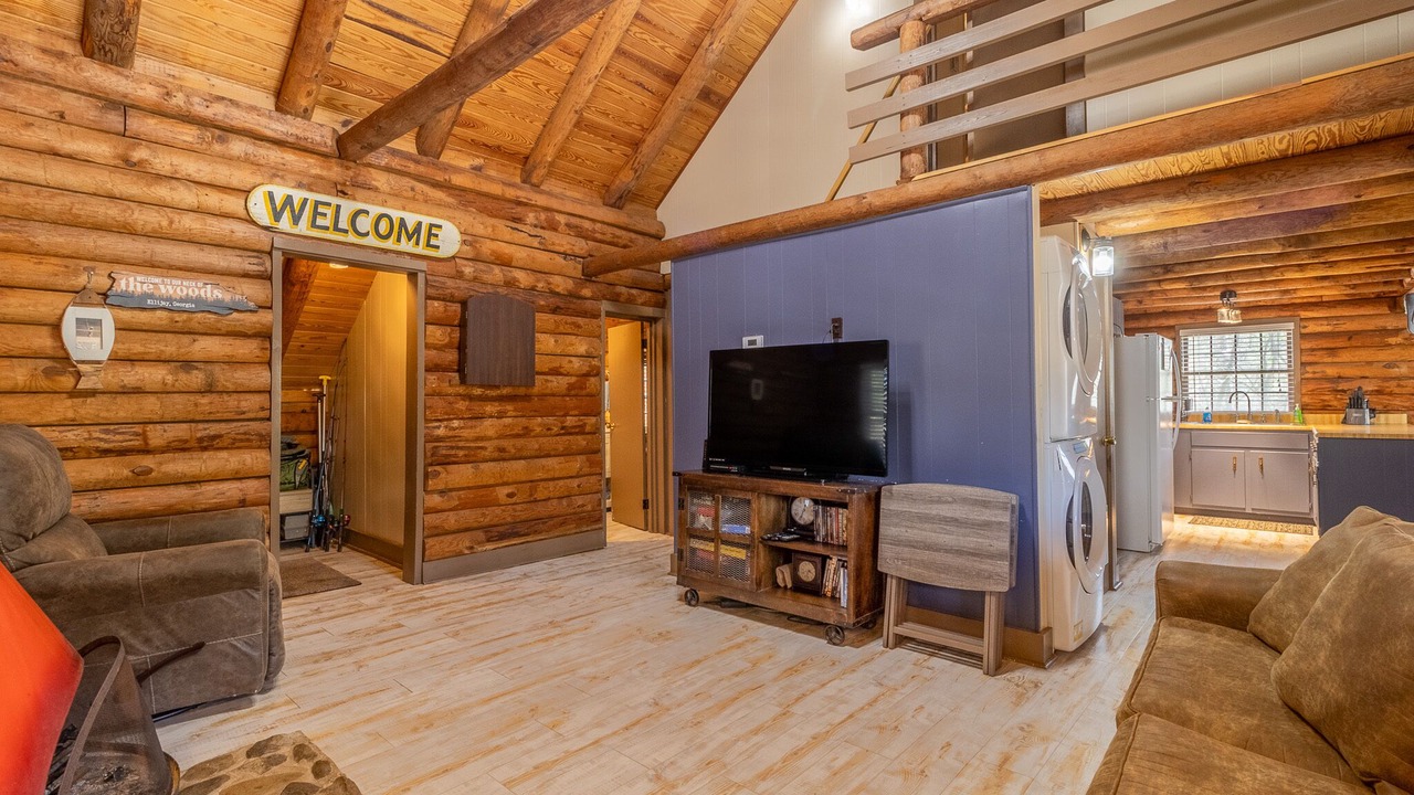 Photo of Livingroom in Ellijay