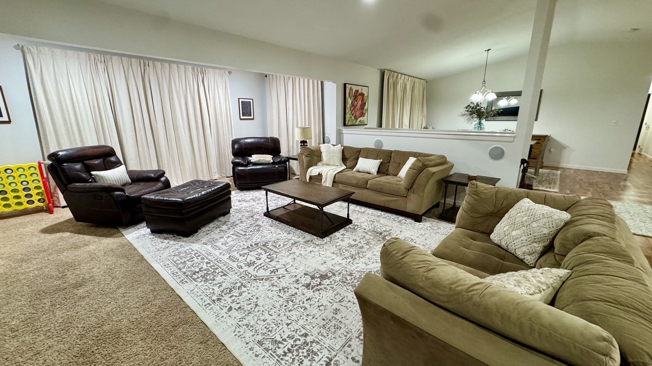 Photo of Livingroom in Apple Valley