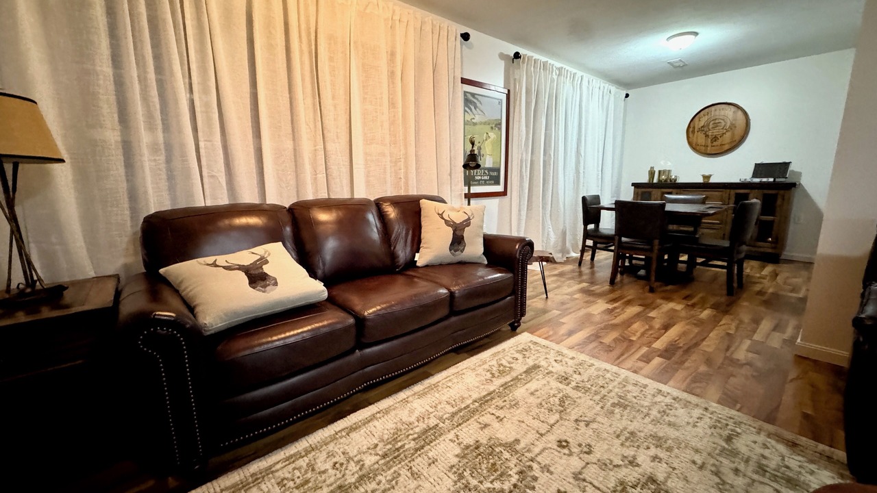 Photo of Livingroom in Apple Valley