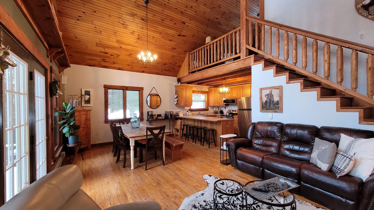 Photo of Livingroom in Accident
