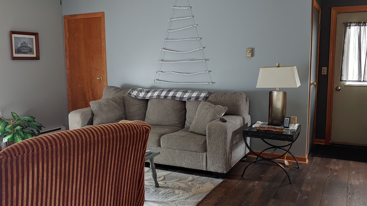 Photo of Livingroom in Clarks Mills