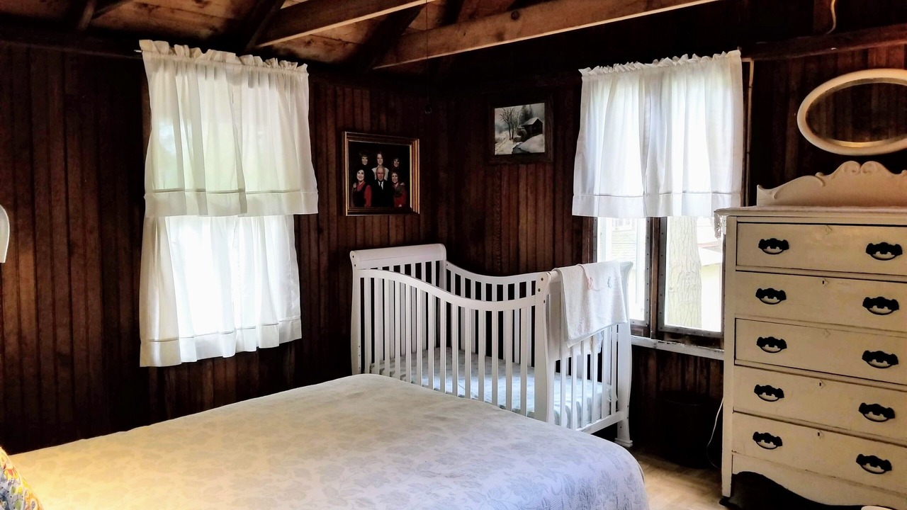 Photo of Bedroom in Mount Gretna Heights
