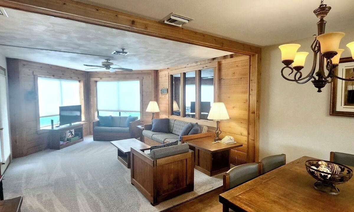 Photo of Bedroom in Champion