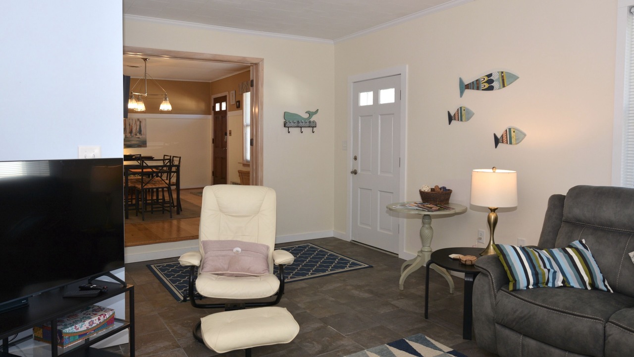Photo of Livingroom in Country Club Estates