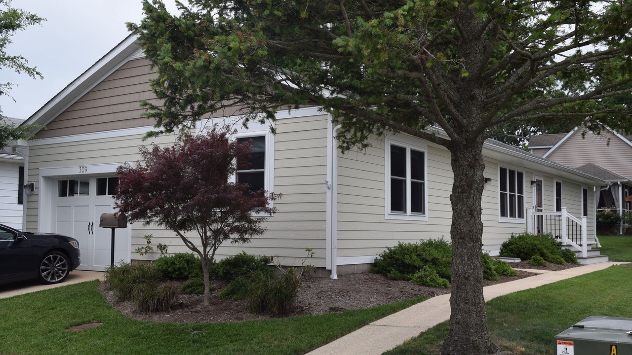 Photo of Outdoor in Country Club Estates