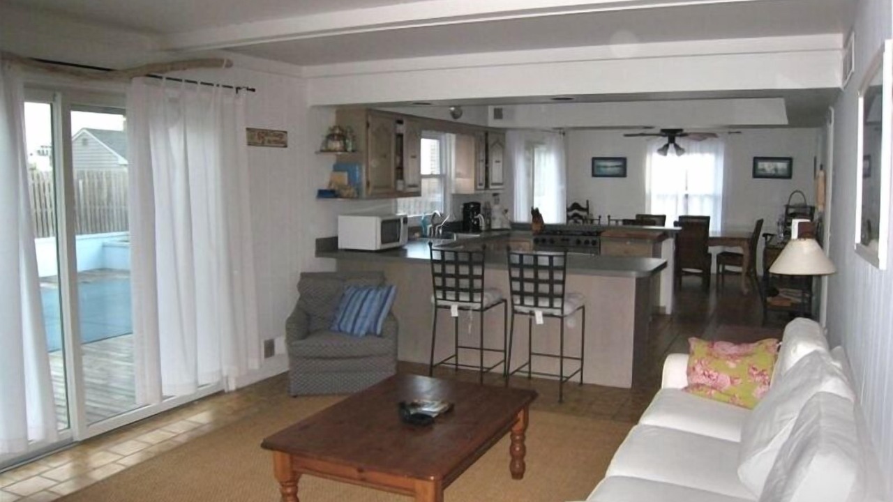 Photo of Bedroom in Mantoloking