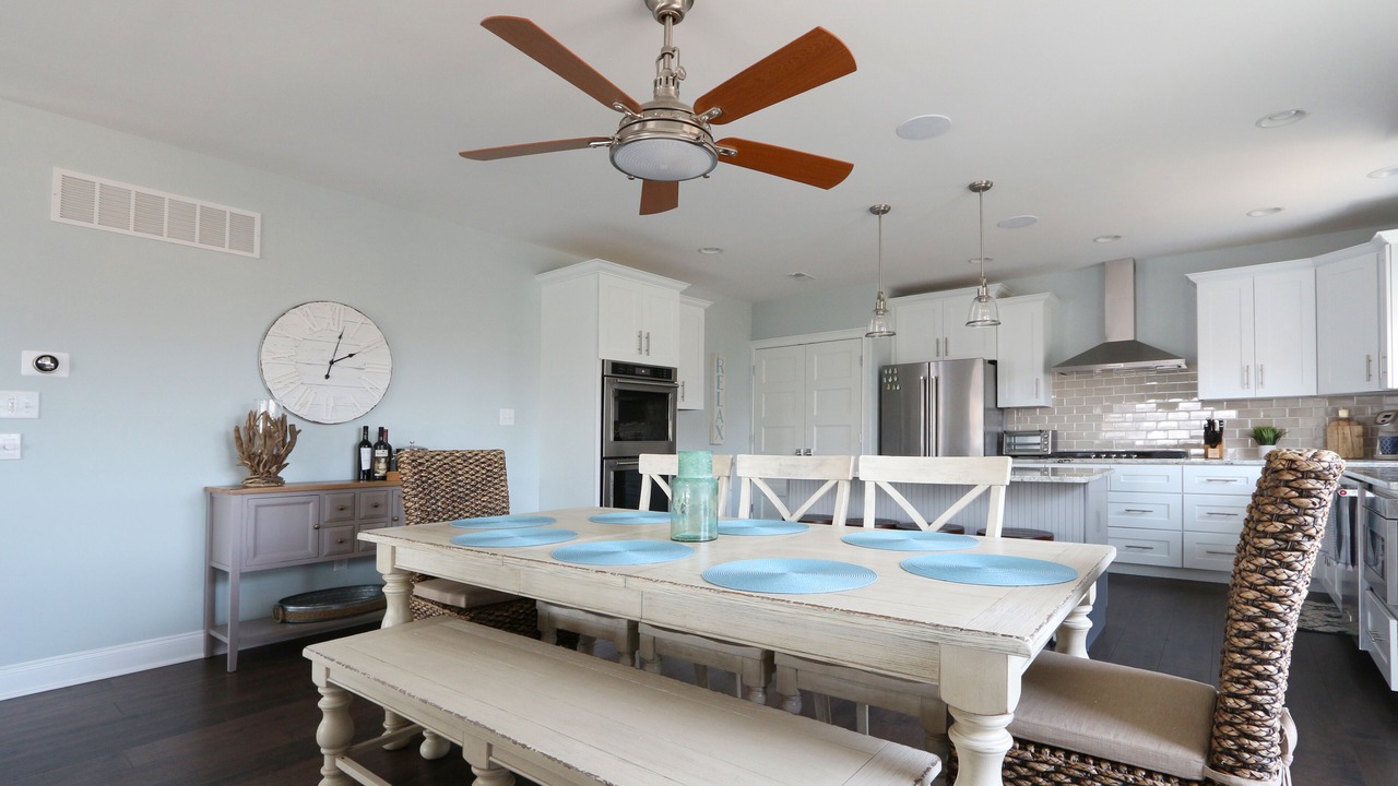 Photo of Livingroom in A-Zone