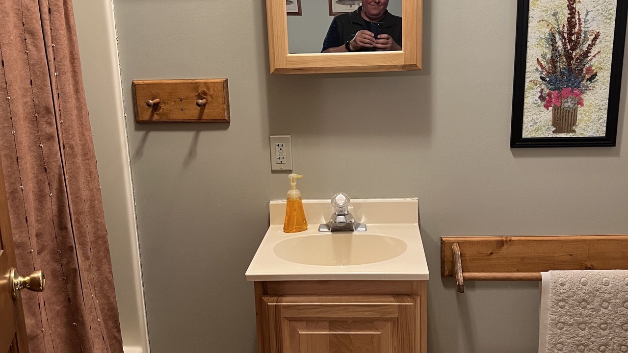 Photo of Bathroom in Drums