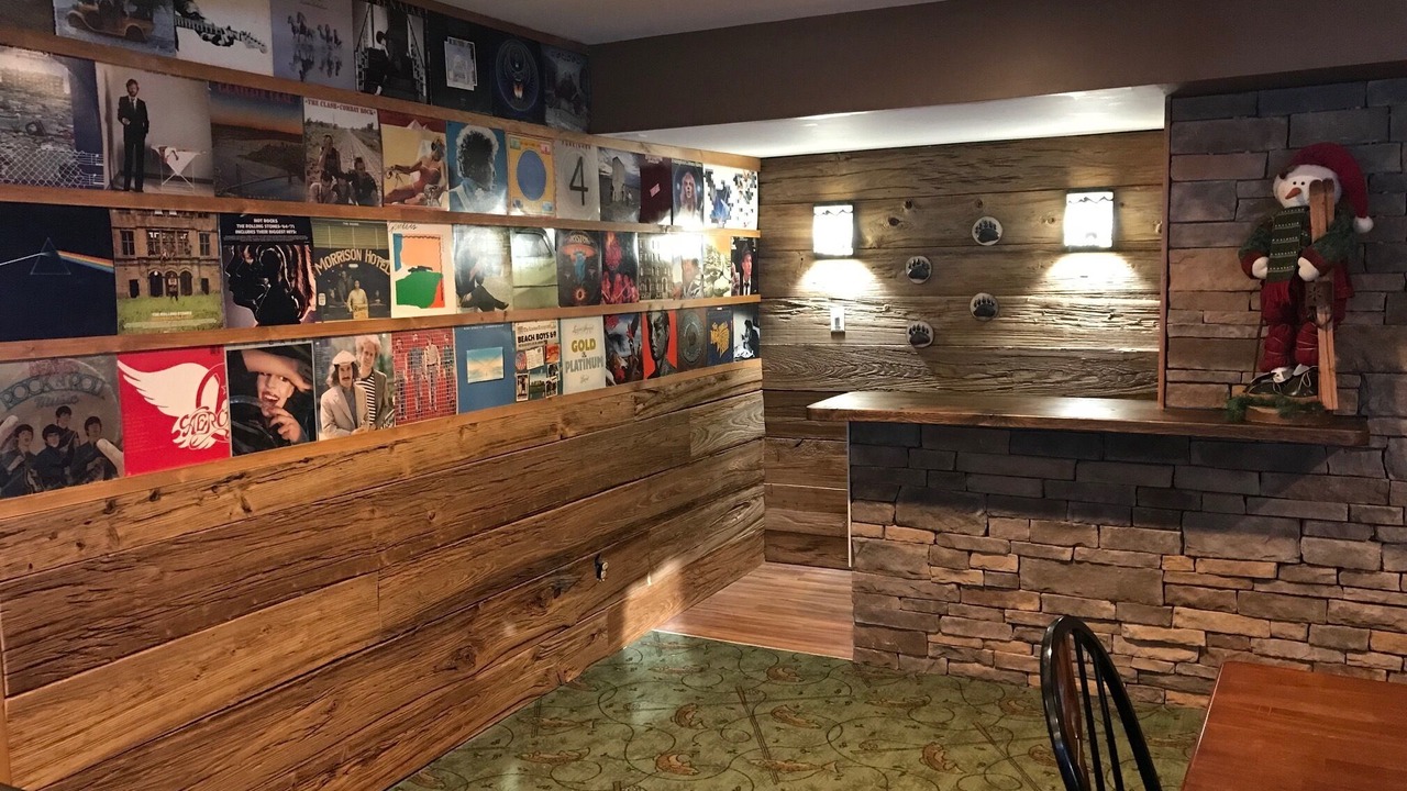 Photo of Bedroom in Drums