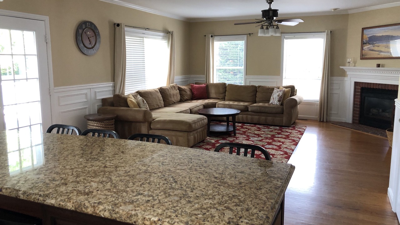 Photo of Livingroom in Spring Lake