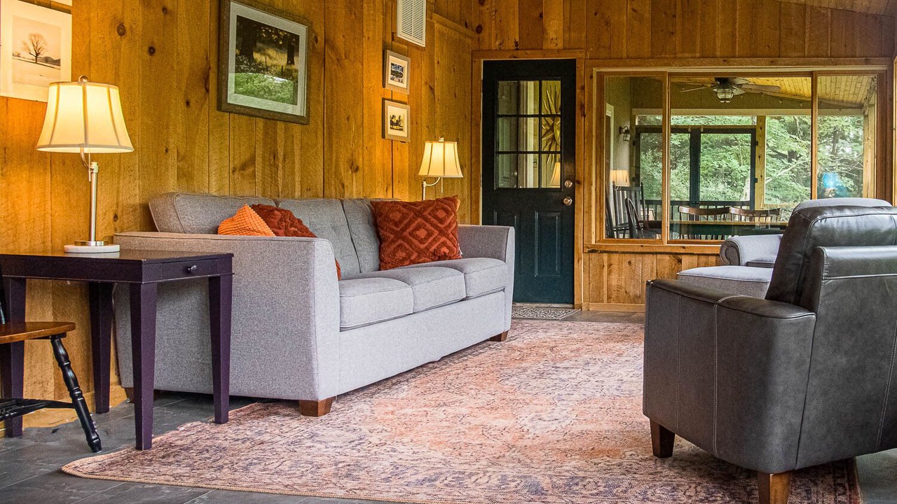 Photo of Livingroom in Lost River
