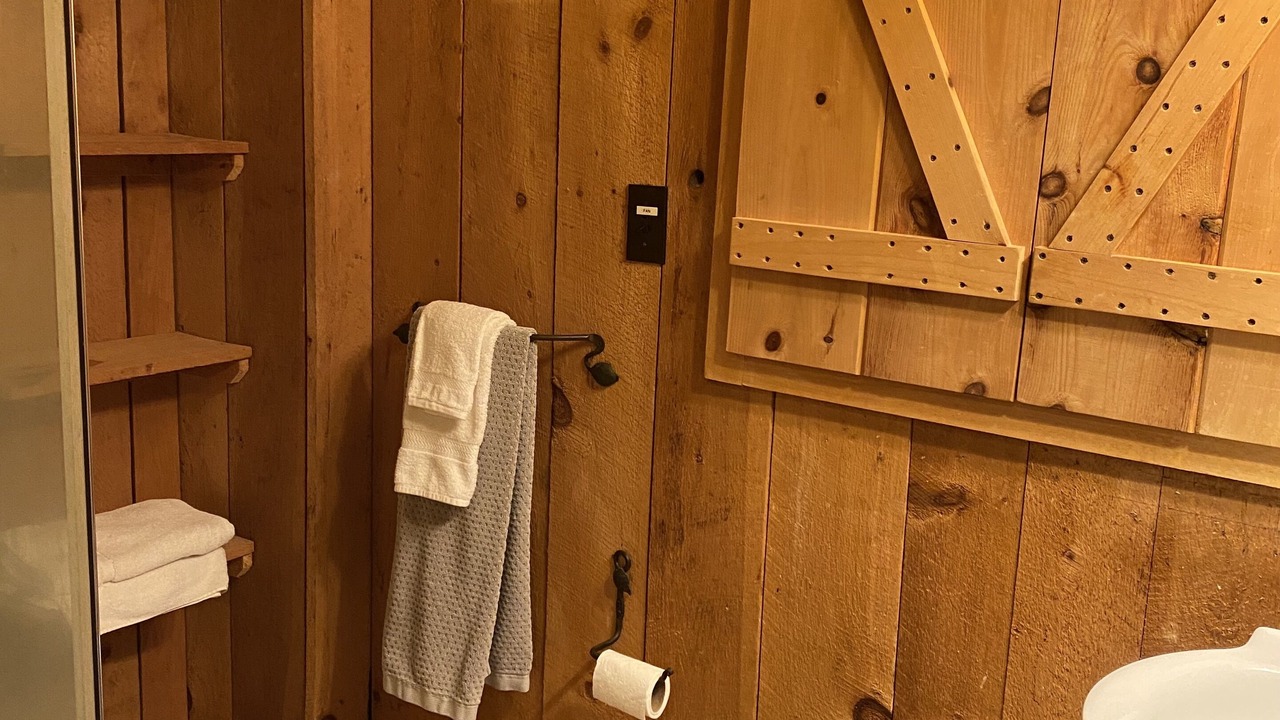 Photo of Bathroom in Lost River