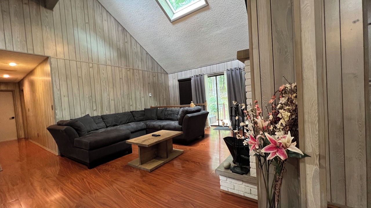 Photo of Livingroom in Bushkill