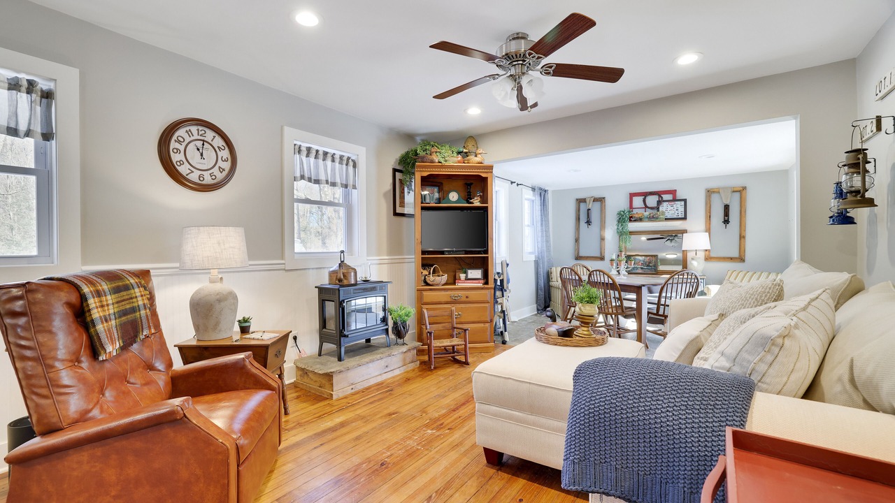 Photo of Livingroom in Lakeville