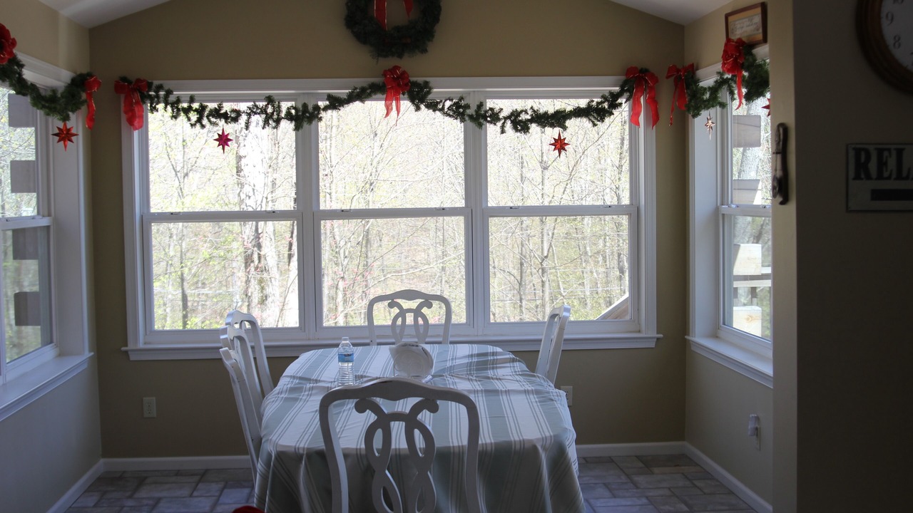 Photo of Livingroom in Lackawaxen