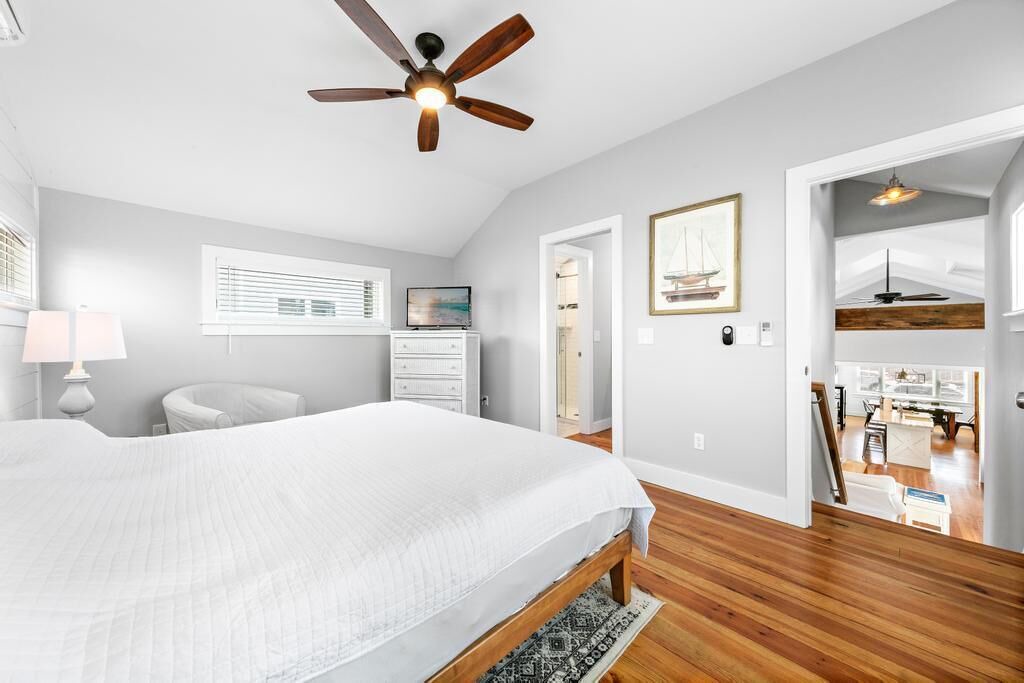 Photo of Bedroom in Beach Haven