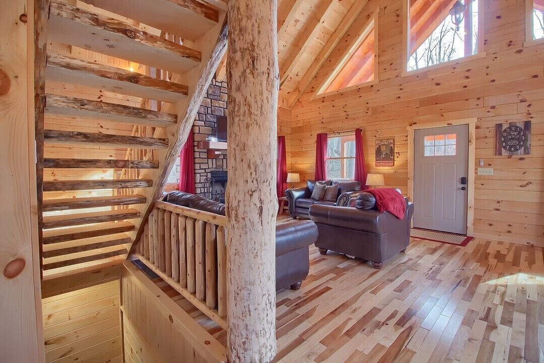 Photo of Livingroom in Carbon Hill