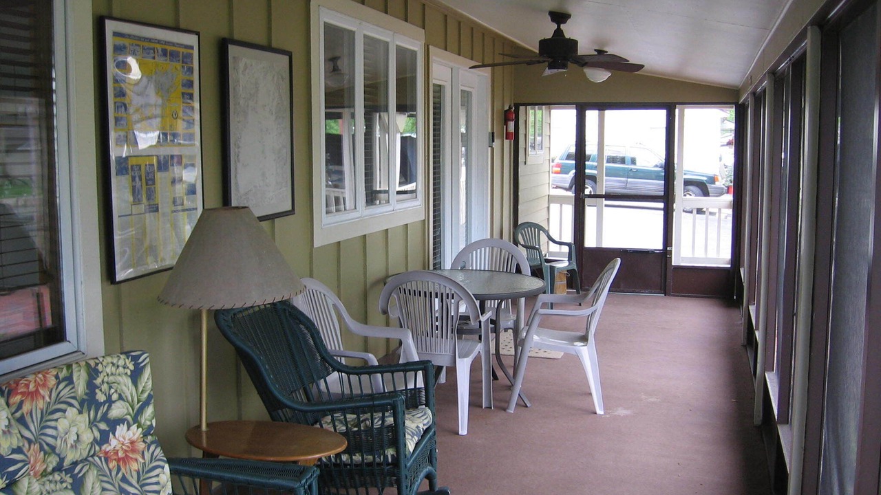 Photo of Outdoor in Lakeview
