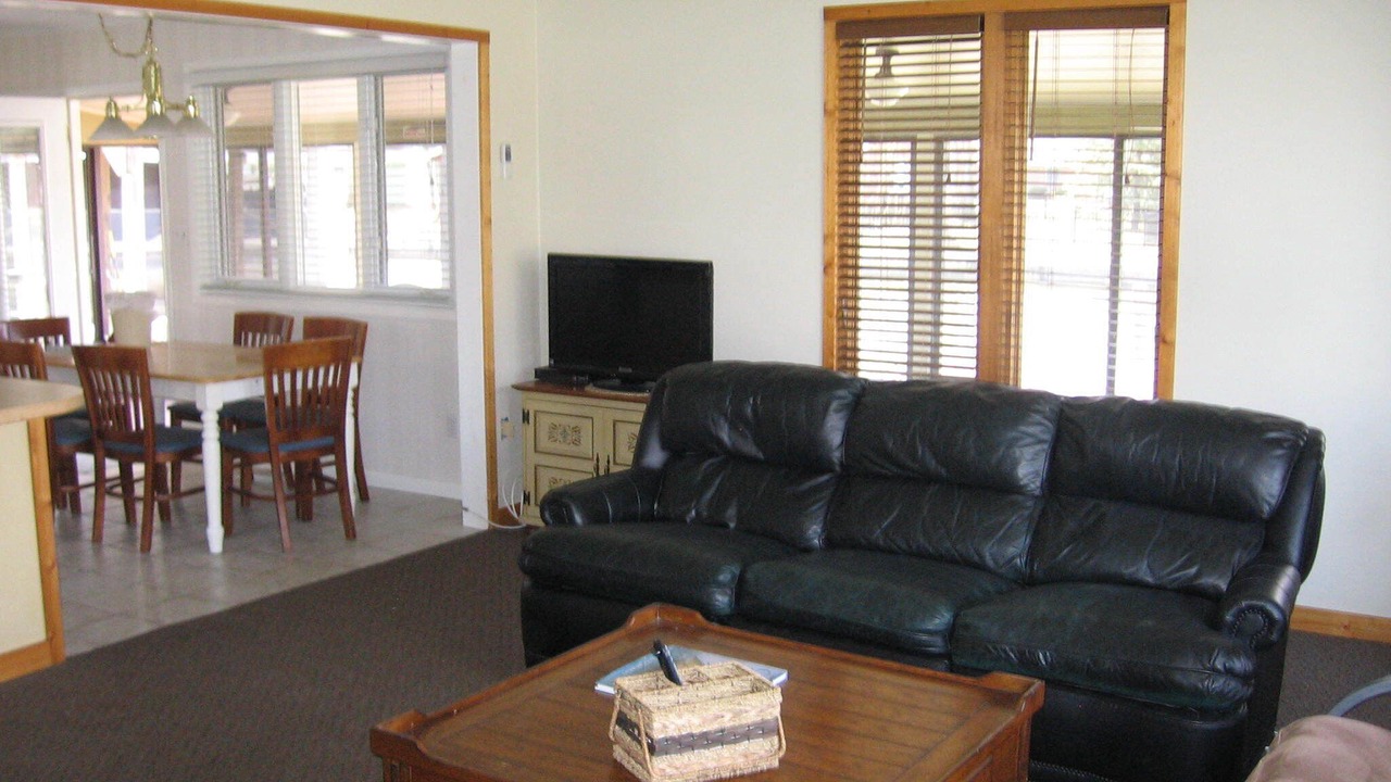 Photo of Livingroom in Lakeview