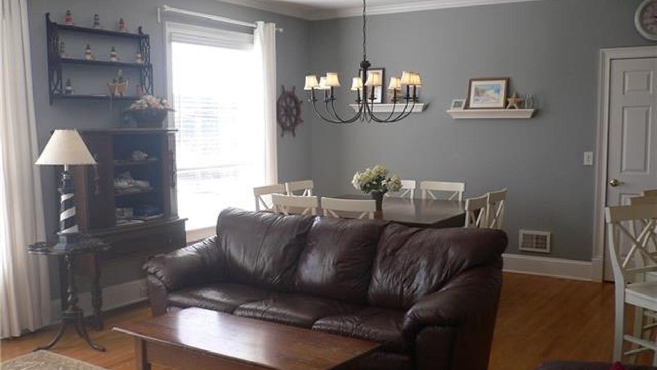 Photo of Livingroom in Beach Haven Crest