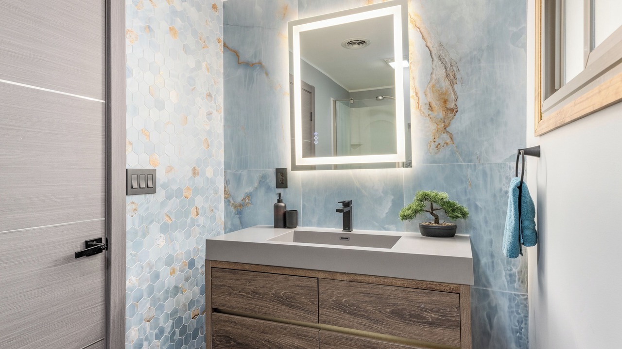 Photo of Bathroom in Henryville
