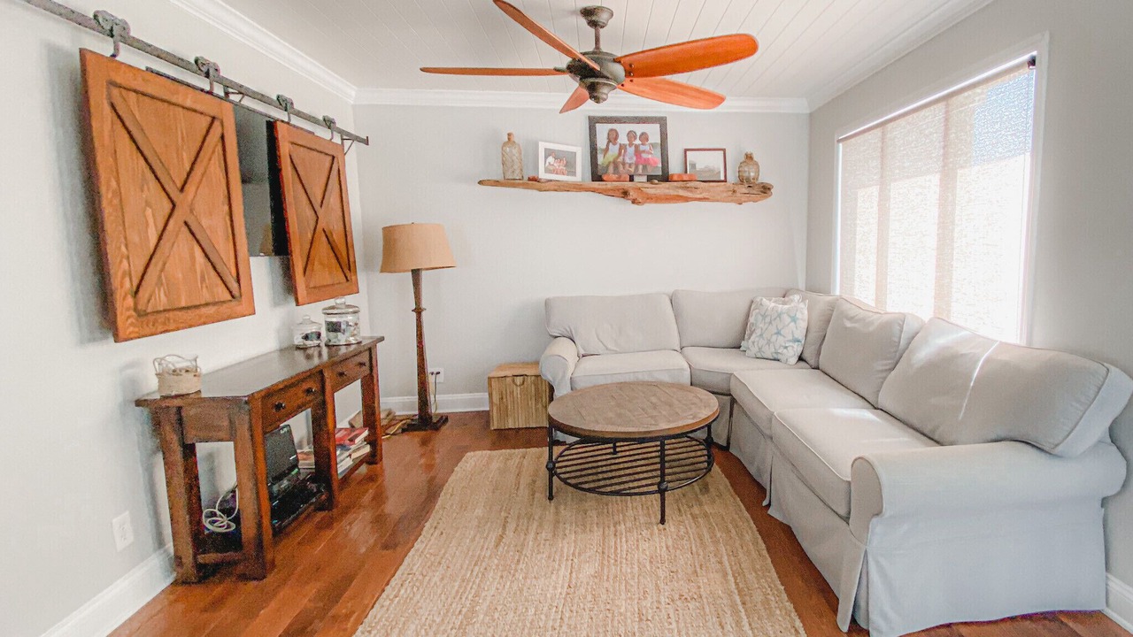 Photo of Livingroom in Lavallette