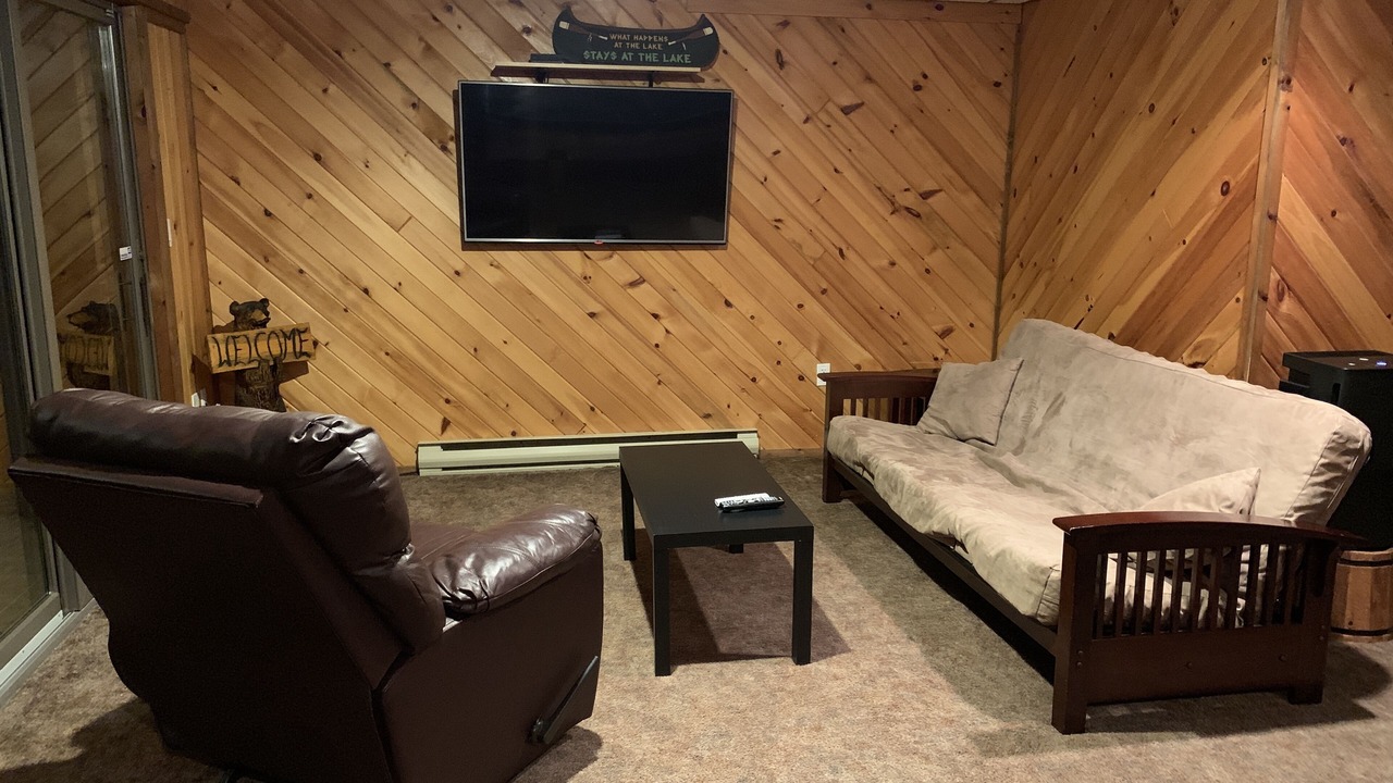 Photo of Livingroom in Wallenpaupauk Lake Estates
