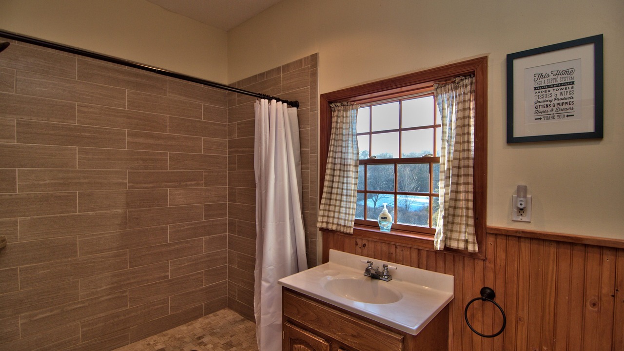 Photo of Bathroom in Long Pond
