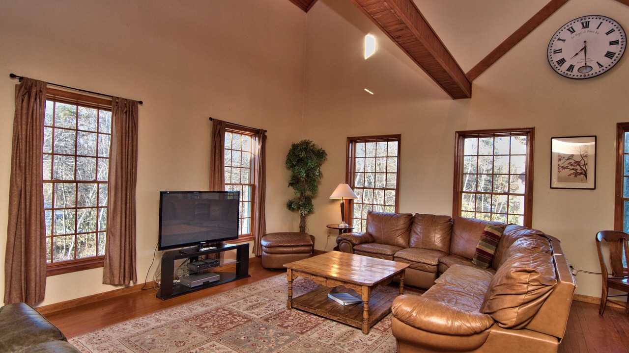 Photo of Livingroom in Long Pond
