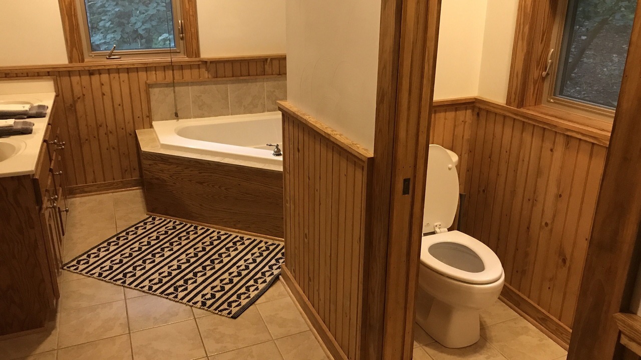 Photo of Bathroom in Chestnut Springs