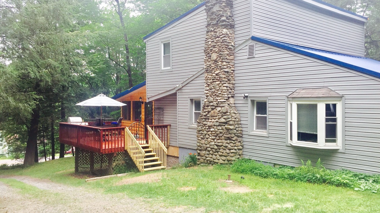 Photo of Outdoor in Greentown