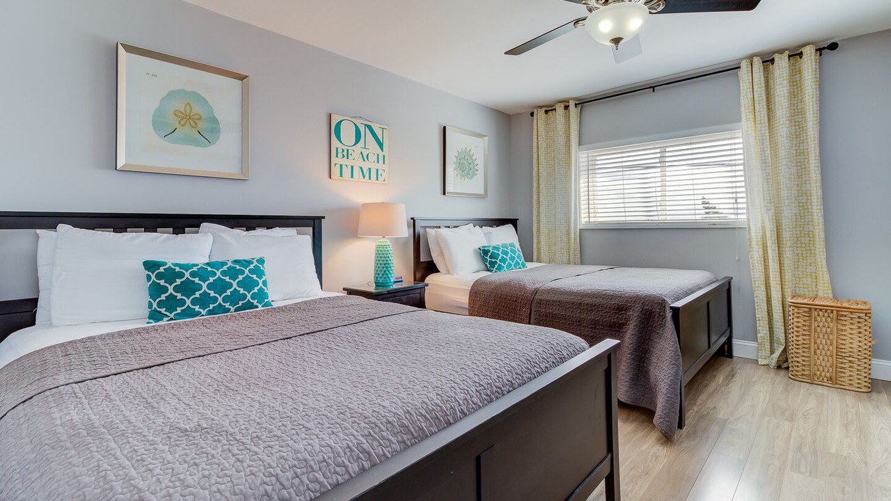 Photo of Bedroom in Admiral Estates