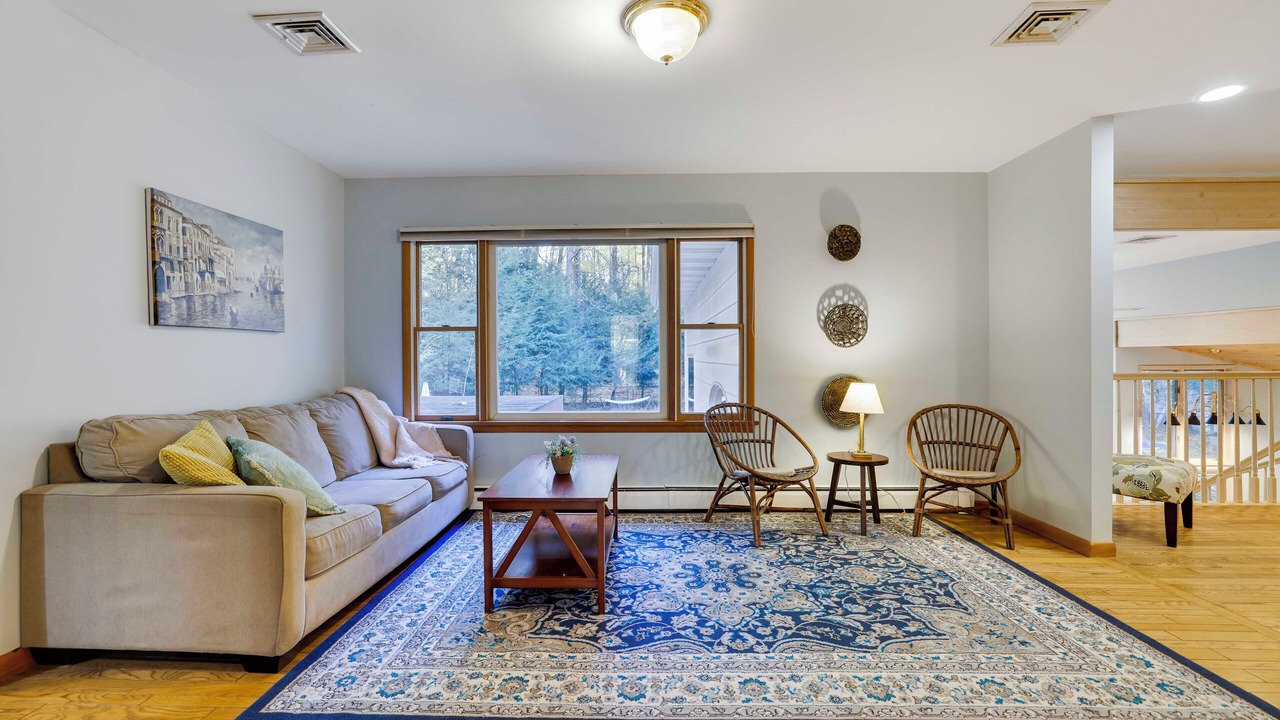 Photo of Livingroom in Bushkill