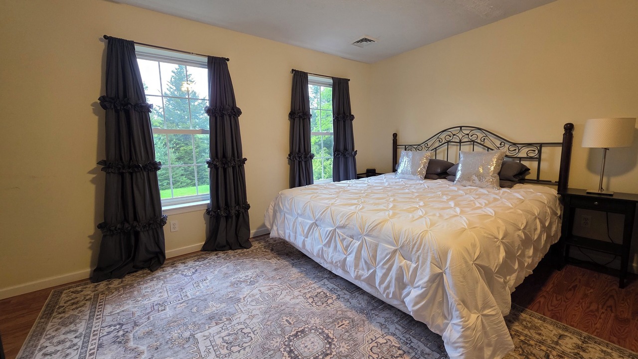 Photo of Bedroom in Long Pond