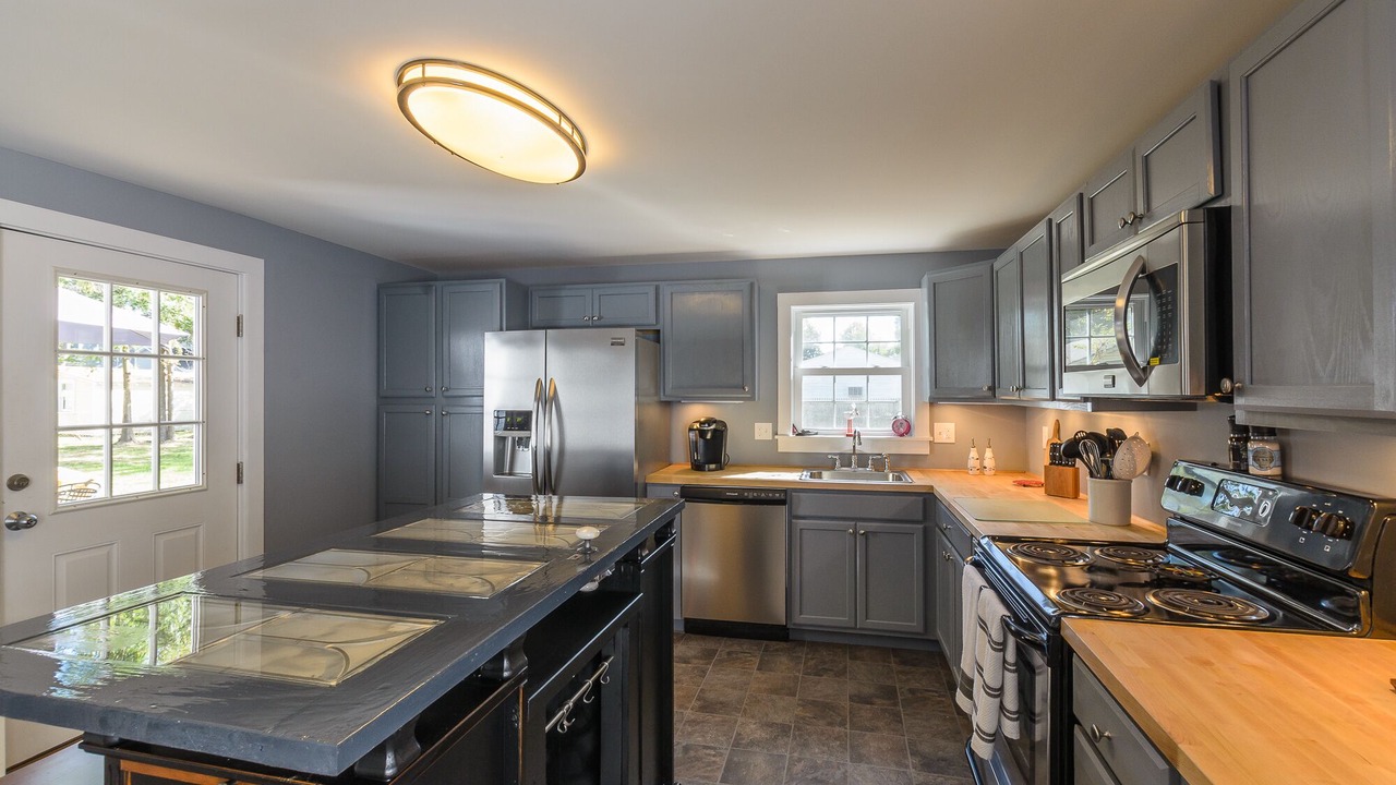 Photo of Kitchen in Issue