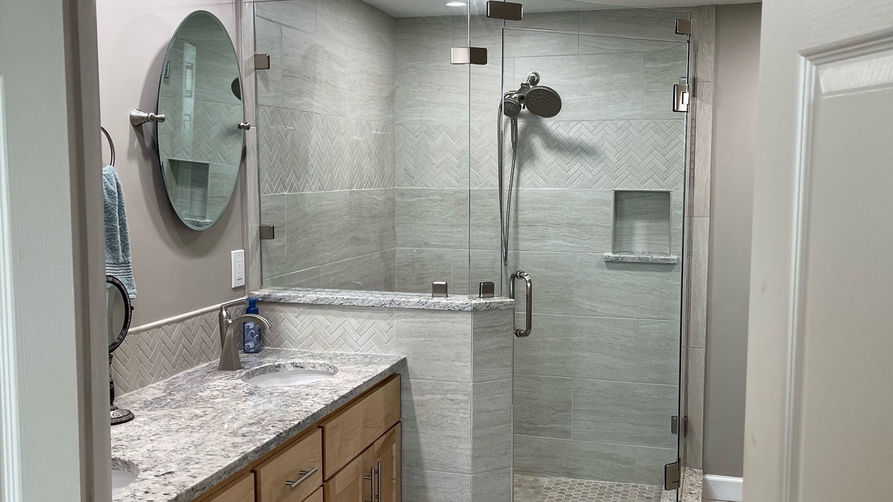 Photo of Bathroom in Garden City