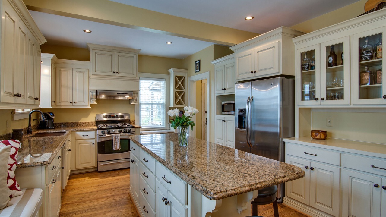 Photo of Kitchen in Rolling Acres