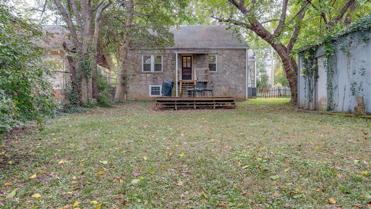 Photo of Outdoor in Rolling Acres