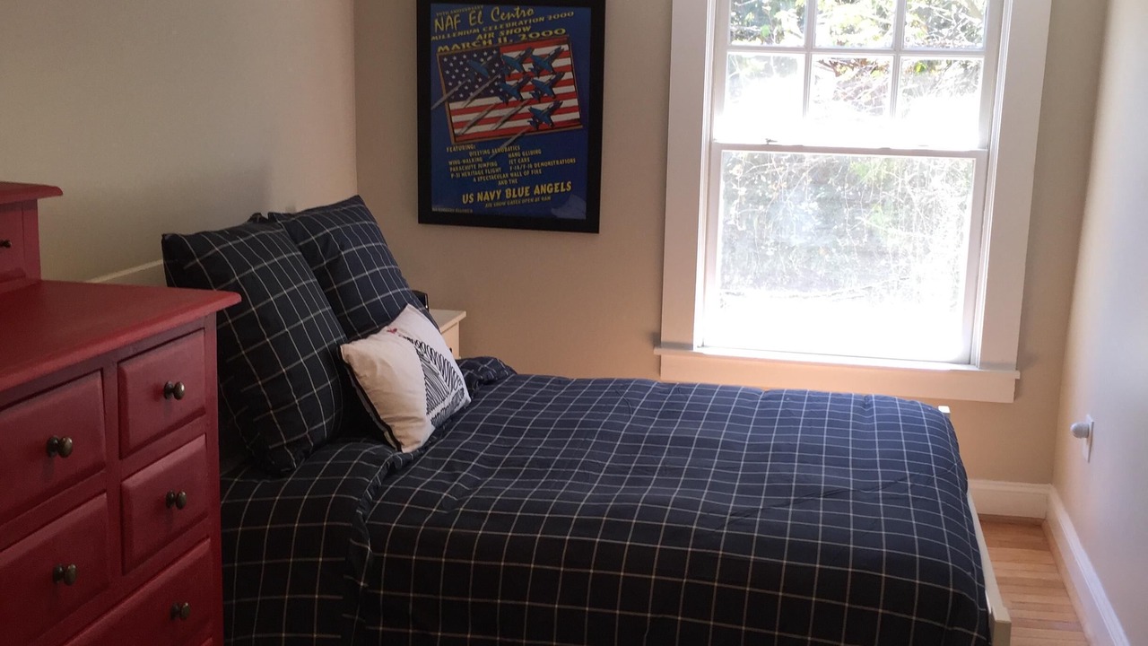 Photo of Bedroom in Historic District