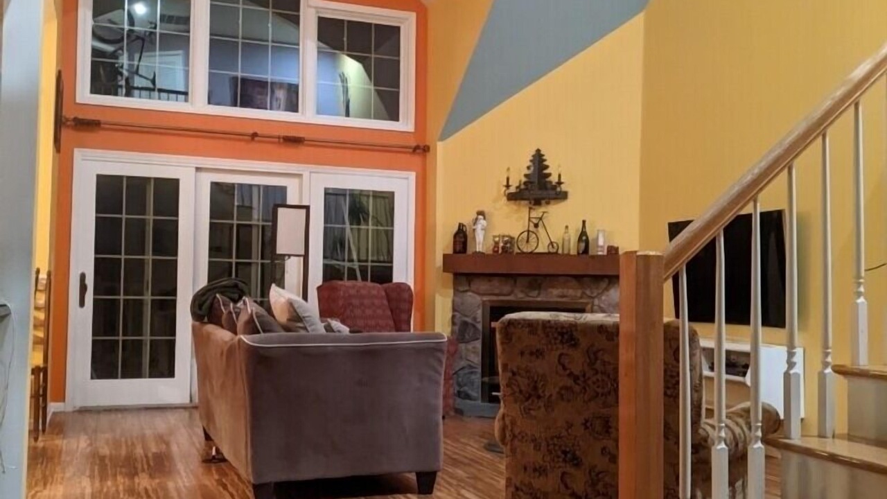Photo of Livingroom in Vernon